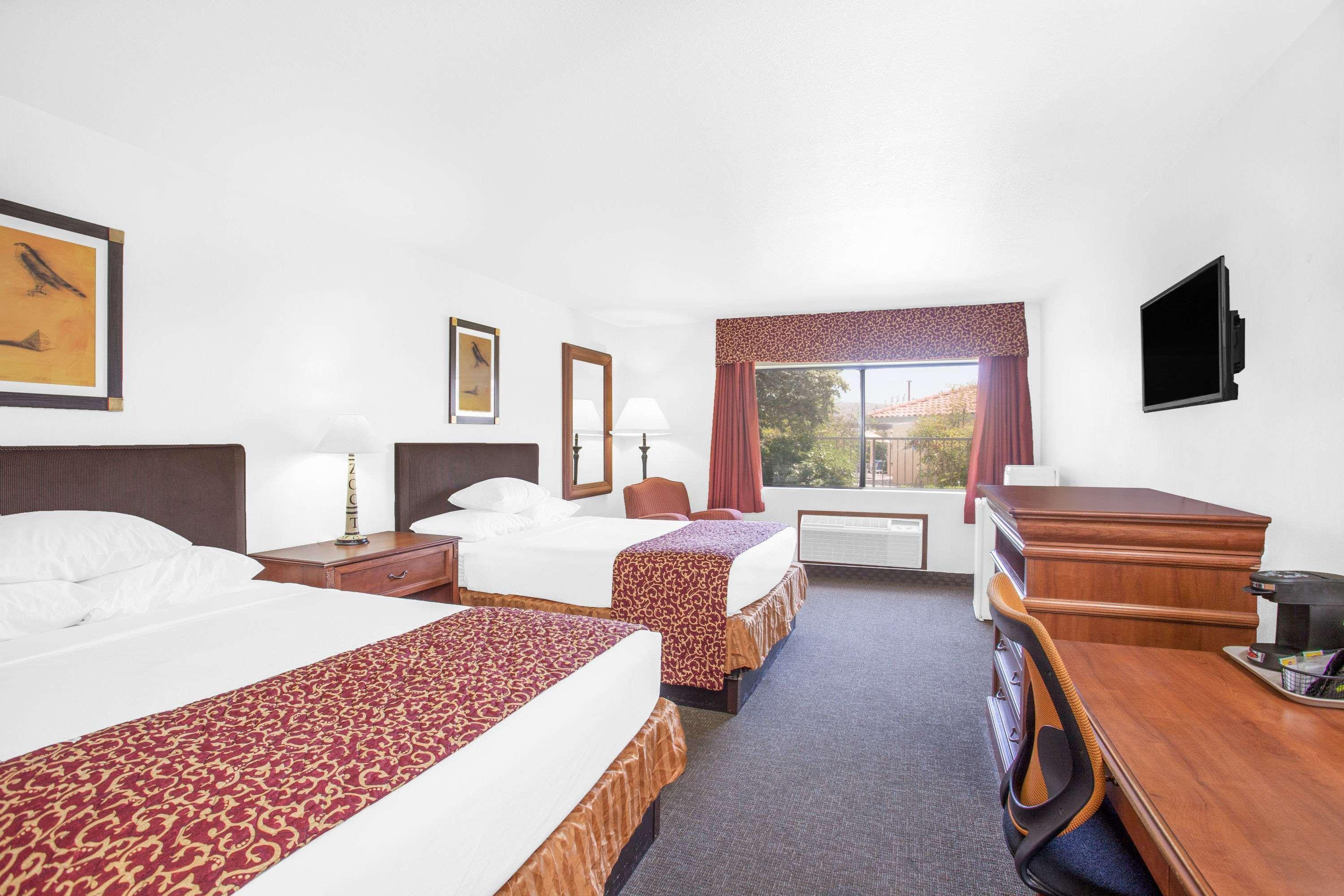 Ramada By Wyndham Barstow Ξενοδοχείο Εξωτερικό φωτογραφία